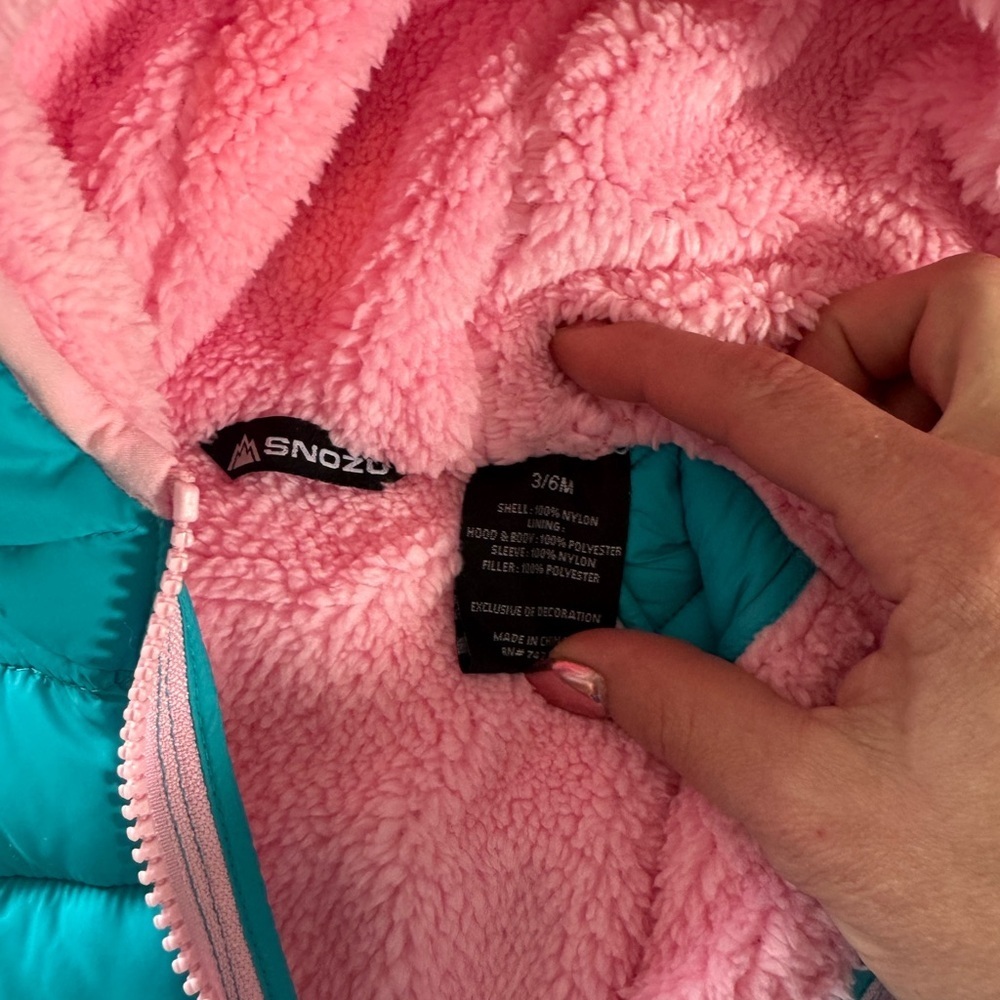 Girls Snozu 3-6 months snowsuit - Picture 3 of 5